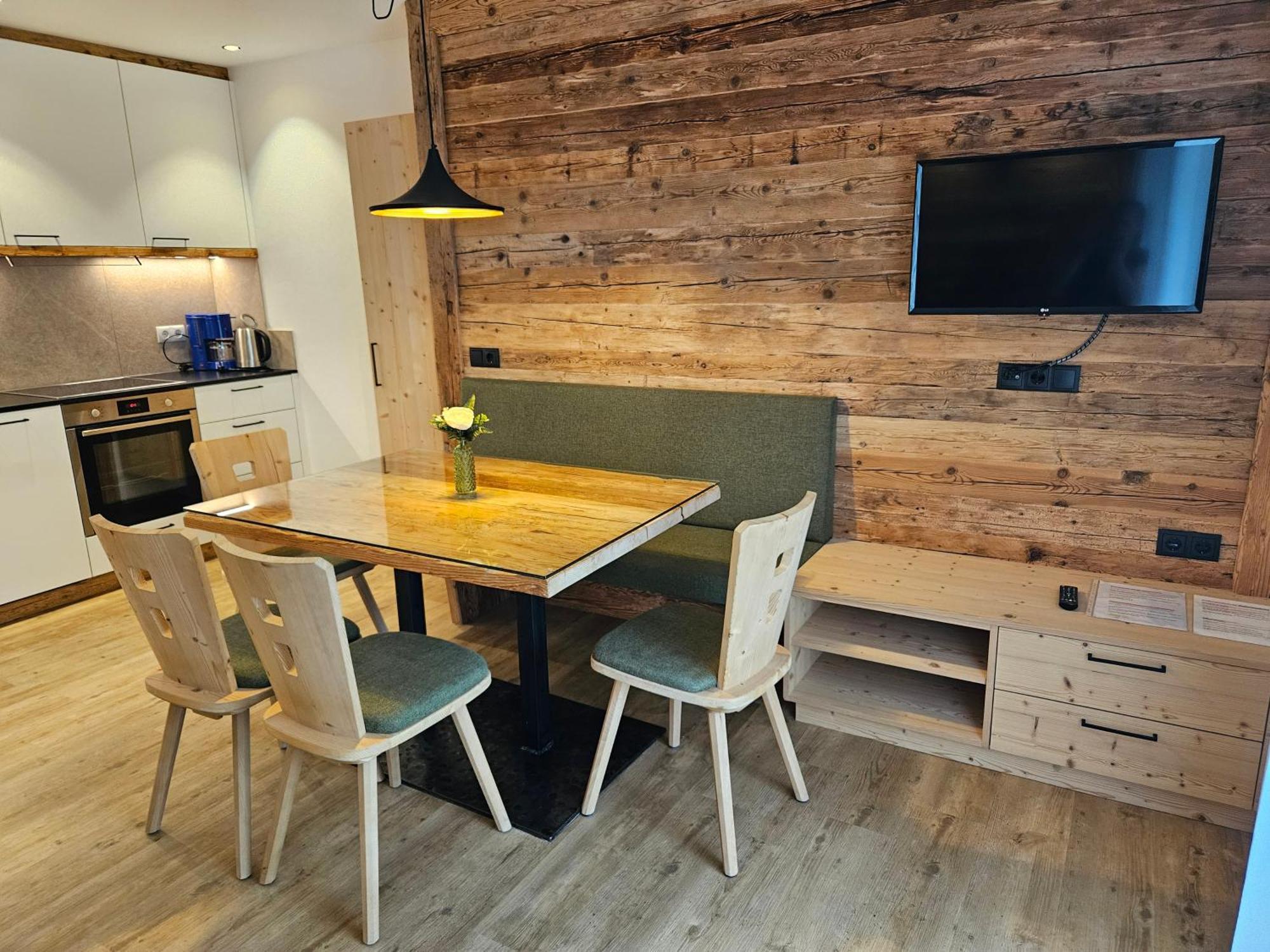 Apartment Pichlerhof ซานลอเรนโซดิเซบาโต ภายนอก รูปภาพ
